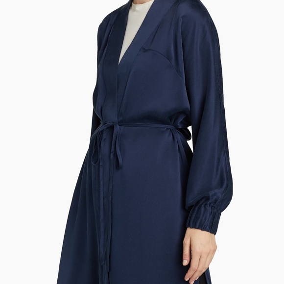 Lunya Washable Silk Robe - Picture 3 of 16